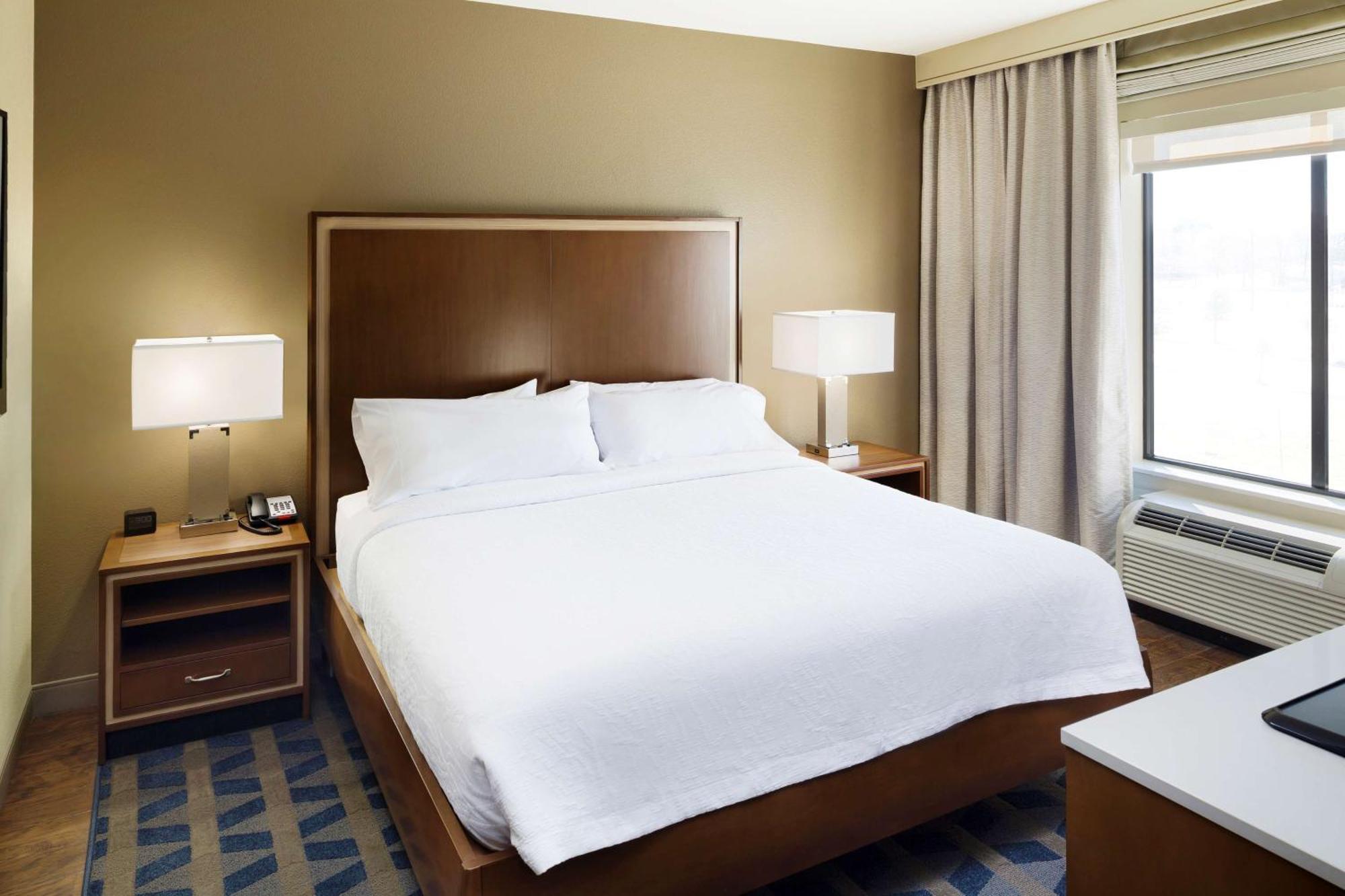 Longview Hilton Garden Inn Exterior photo